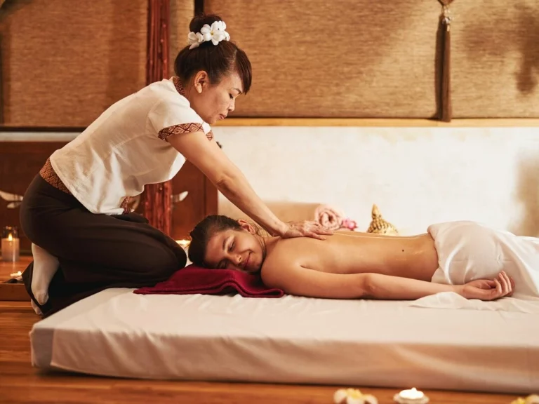 massage huiles essentielles 1